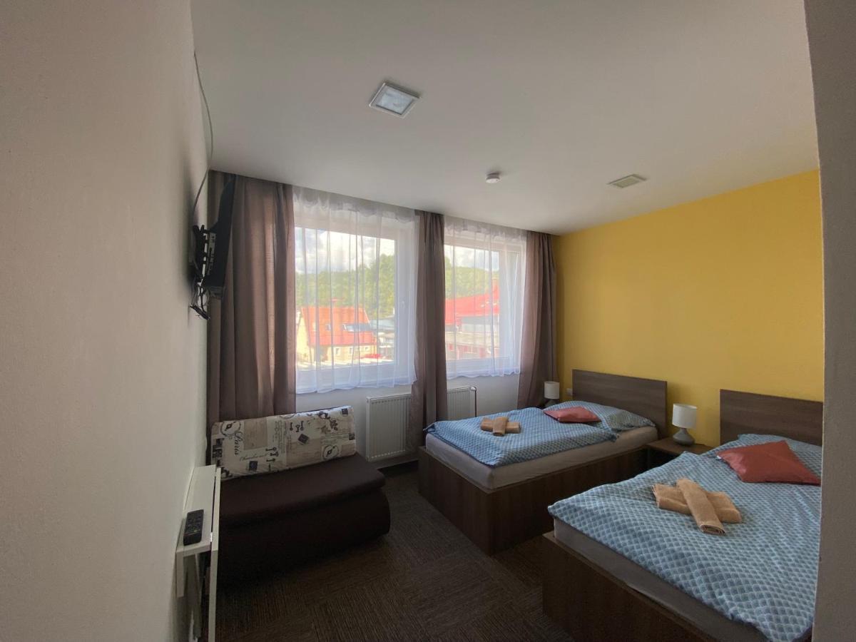 Penzion Teplanka Považská Bystrica Exteriör bild